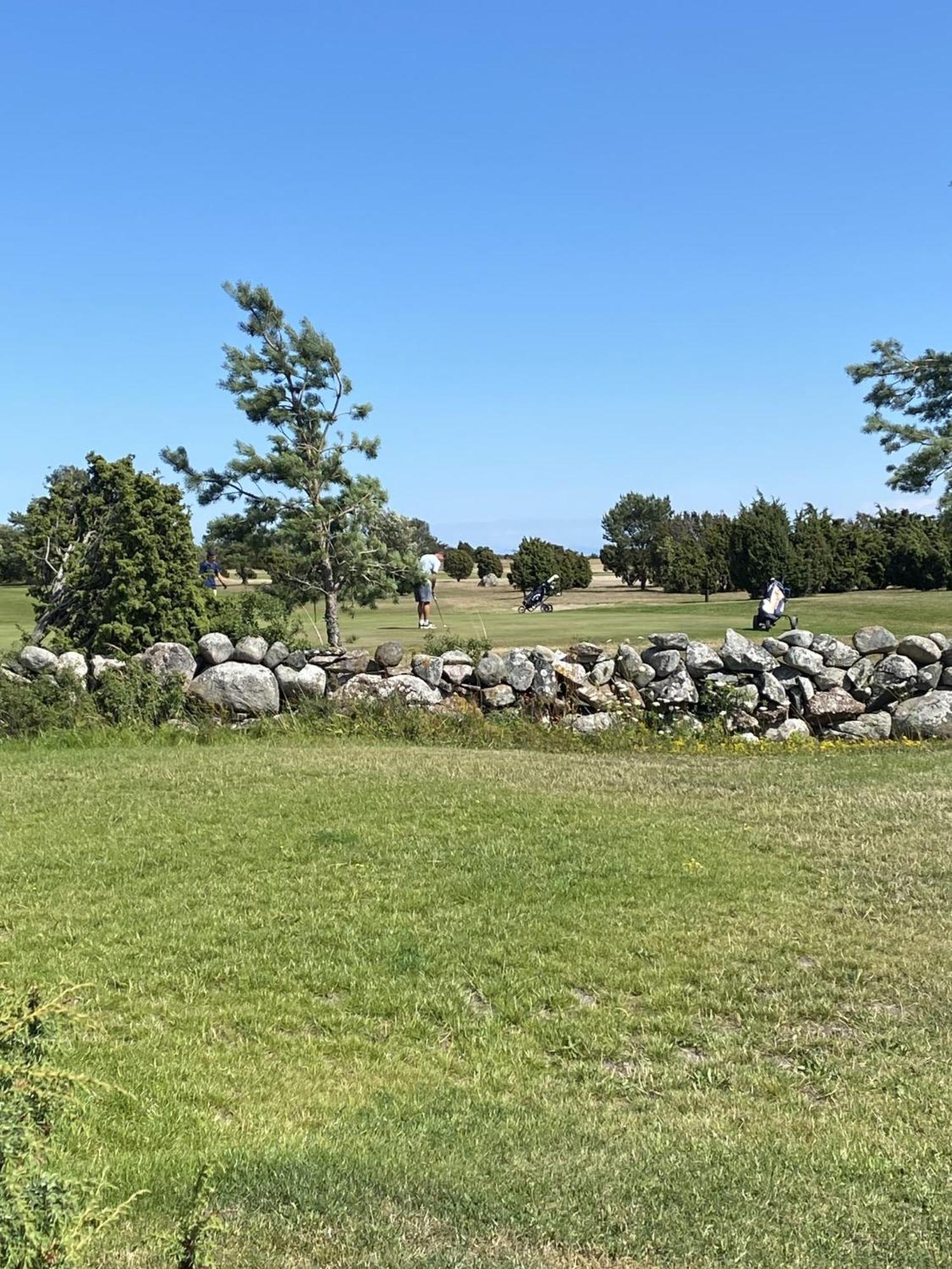 Hotel Naer Golfklubb Stugbyn Ljugarn Esterno foto